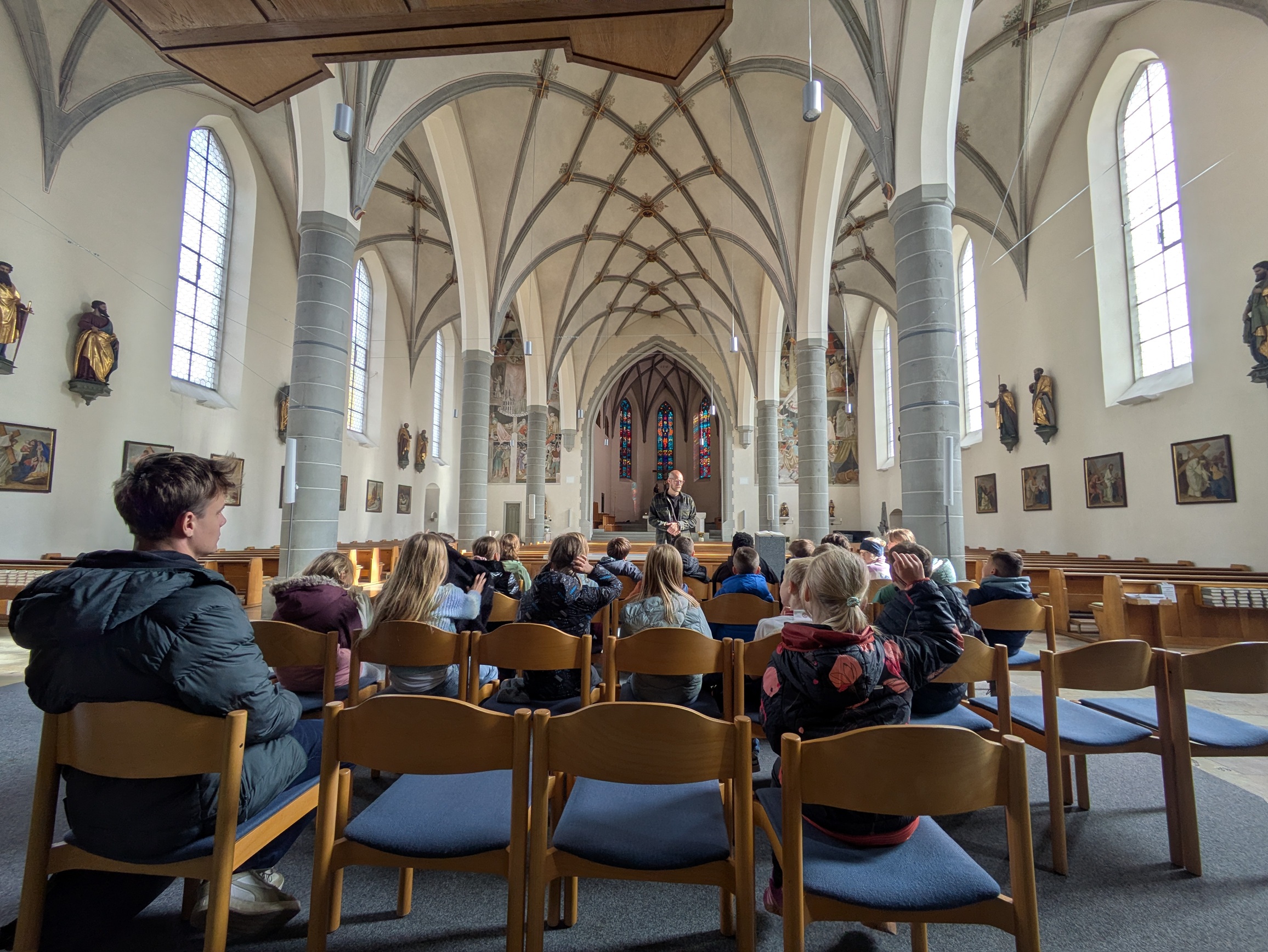 2025 Kirchenbesuch1